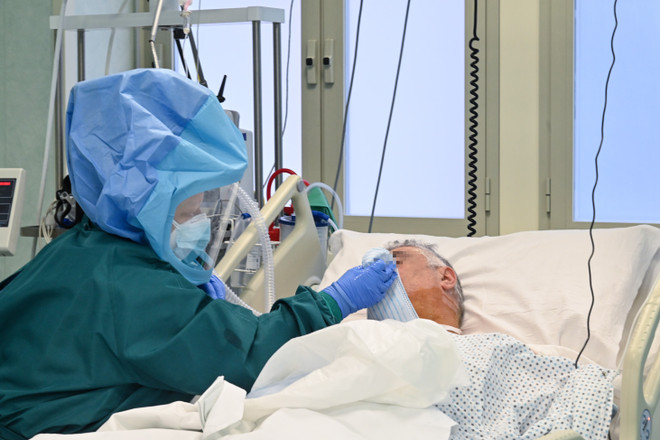 Người đứng đầu Cơ quan Y tế Bồ Đào Nha nhiễm virus SARS-CoV-2 ảnh 3