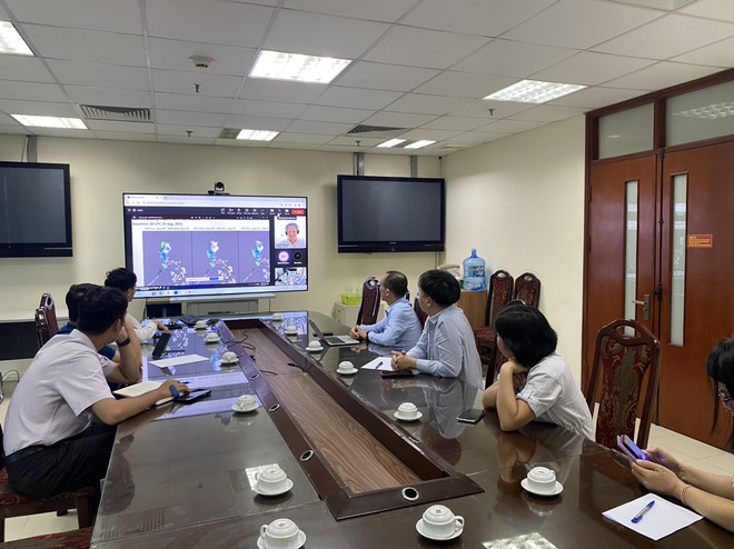 3 kịch bản đường đi của bão Saola sau khi di chuyển vào Biển Đông ảnh 1