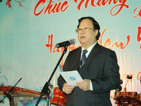 Chủ tịch Liên hiệp các tổ chức hữu nghị Việt Nam Vũ Xuân Hồng phát biểu tại buổi gặp mặt. (Ảnh: An Đăng/TTXVN) Viện trợ phi chính phủ nước ngoài đạt 250 triệu USD ảnh 1