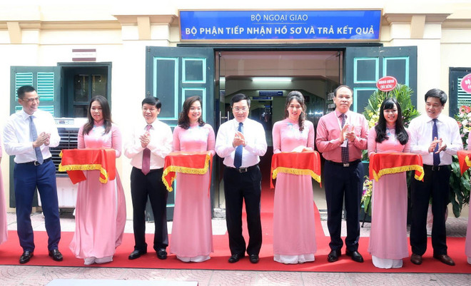 Bộ Ngoại giao khai trương Bộ phận giải quyết thủ tục hành chính 1 cửa ảnh 1