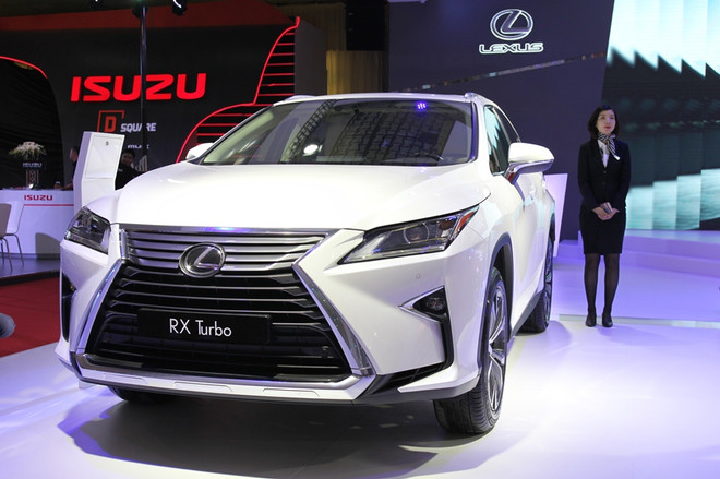 Bốn “ngôi sao” Lexus tỏa sáng không gian Vietnam Motor Show 2016 ảnh 3