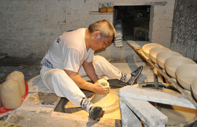 Khám phá nghệ thuật sản xuất gốm sứ độc đáo của Trung Quốc ảnh 1