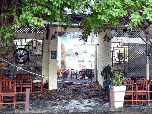 Cà Mau: Chập bình điện hạ thế, một quán càphê bị thiêu rụi ảnh 1