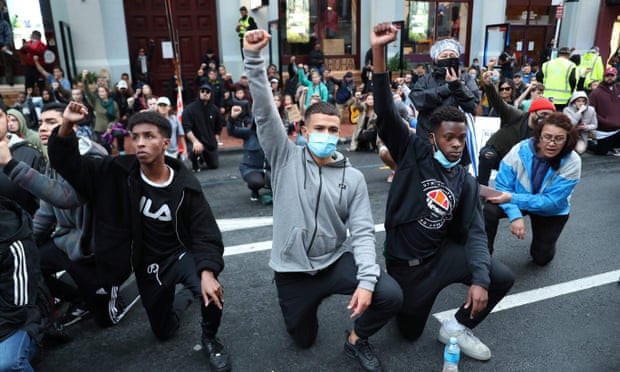 Biểu tình chống nạn phân biệt chủng tộc tại Mỹ lan sang New Zealand ảnh 1