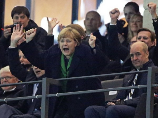 Thủ tướng, Bộ trưởng Đức sẽ đến Brazil cổ vũ "cỗ xe tăng" ảnh 1