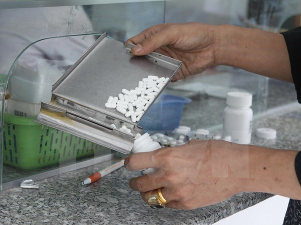 Hà Nội: 18 nhân viên y tế nghi phơi nhiễm HIV xét nghiệm âm tính ảnh 1