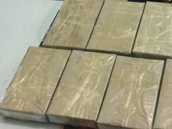 Triệt phá đường dây mua bán ma túy, tạm giữ hình sự 4 đối tượng ảnh 1