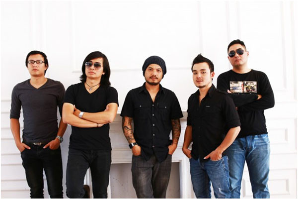 Cơn bão nhạc Rock rầm rộ kéo về thành phố Cảng ảnh 1