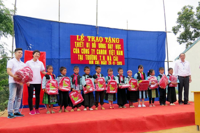 Canon tặng phòng học cho trẻ em đồng bào dân tộc thiểu số ảnh 3