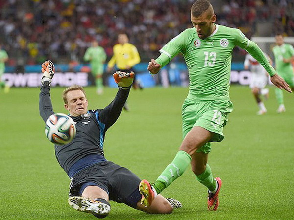 Manuel Neuer được ca ngợi là thủ môn xuất sắc nhất thế giới ảnh 1