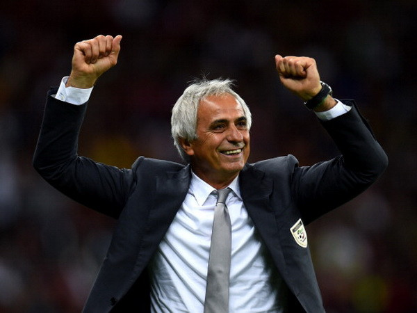HLV Halilhodzic chia tay tuyển Algeria sau World Cup 2014 ảnh 1