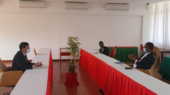 Thúc đẩy hợp tác giữa các đảng cầm quyền tại Mozambique và Việt Nam ảnh 1