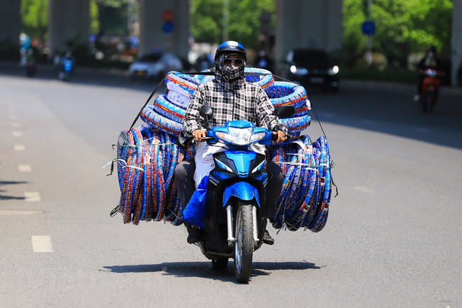 Các cơ sở y tế sẵn sàng cấp cứu người say nắng, sốc nhiệt và đột quỵ ảnh 1