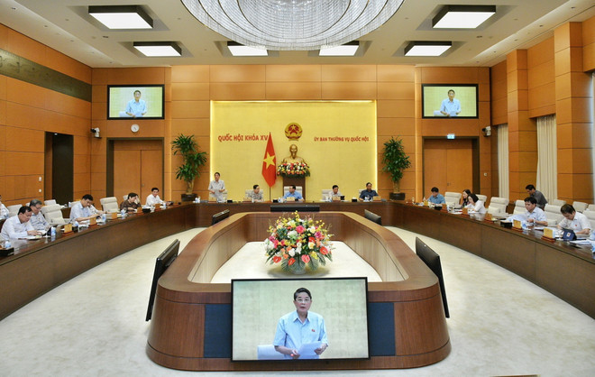 Quang cảnh cuộc họp. (Ảnh: TTXVN) Việc phân bổ vốn vẫn còn chậm so với yêu cầu của Quốc hội ảnh 2