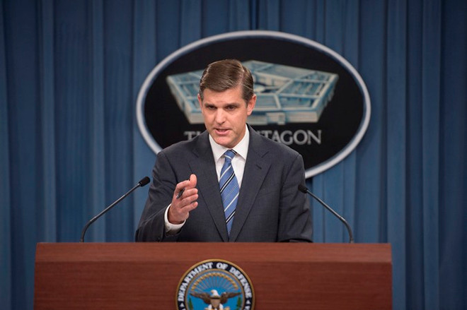 Lầu Năm Góc tuyên bố sẽ đáp trả các vụ tấn công tên lửa ở Yemen ảnh 1