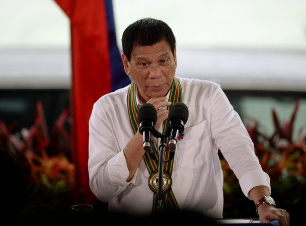 Trung Quốc cam kết hợp tác chặt chẽ hơn với Philippines ảnh 1