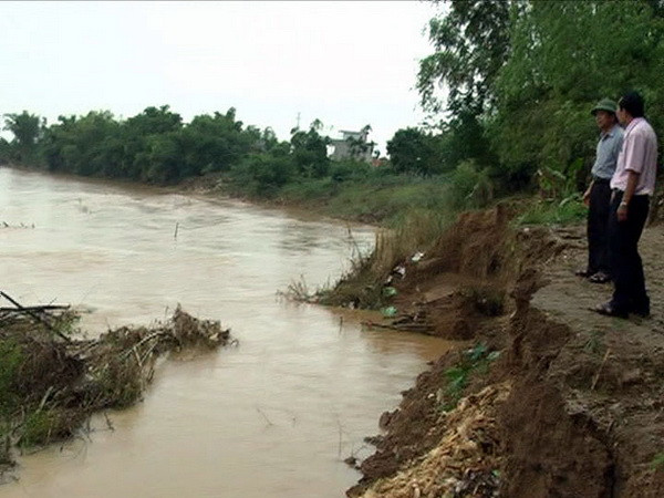 Tổng chiều dài sạt lở bờ sông tại Quảng Nam lên tới 82km ảnh 1