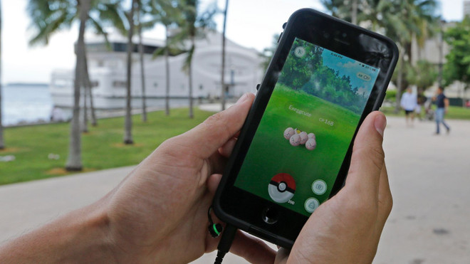 Những mẹo giúp người chơi Pokemon Go "bảo vệ" pin điện thoại ảnh 1