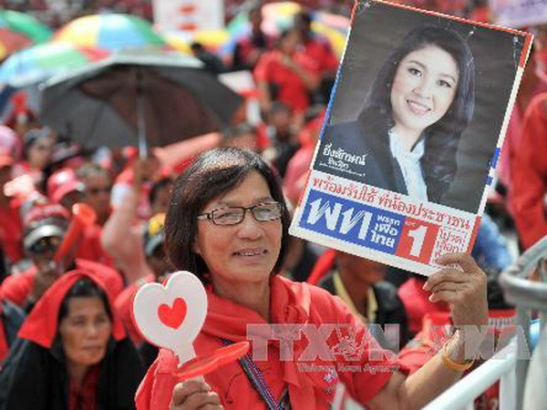 Phe Áo đỏ hoan nghênh quân đội và cảnh sát Thái trung lập ảnh 1