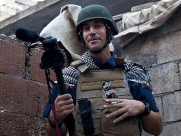 Nhà báo người Mỹ James Foley. (Nguồn: huffingtonpost) IS dùng phương pháp tra tấn của CIA với nhà báo James Foley? ảnh 1