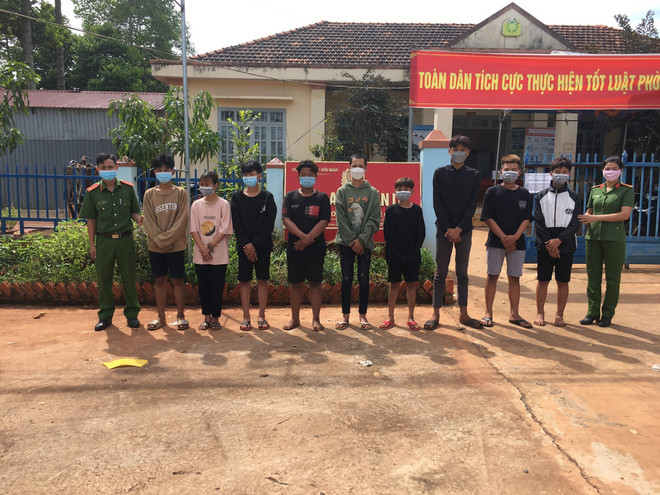 Bình Phước: Triệt phá băng cướp "nhí" gây ra nhiều vụ cướp táo tợn ảnh 1