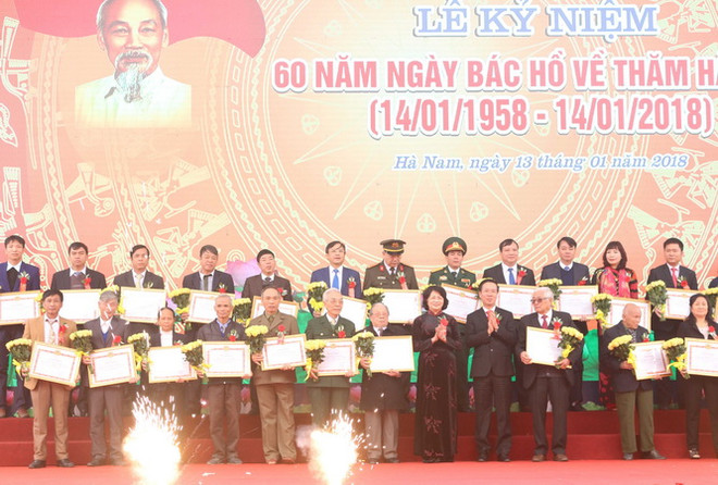 Lễ kỷ niệm 60 năm Ngày Bác Hồ về thăm tỉnh Hà Nam ảnh 1