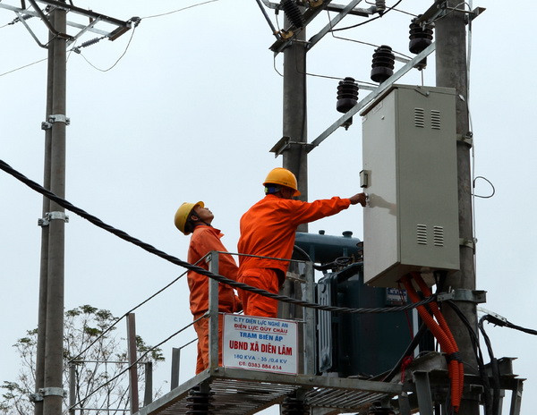 EVNNPC đảm bảo điện phục vụ kỳ thi Trung học phổ thông quốc gia 2017 ảnh 1