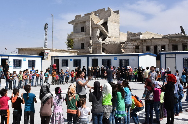 Chiến tranh đã hủy hoại tất cả mọi nguồn lực kinh tế của Syria ảnh 1