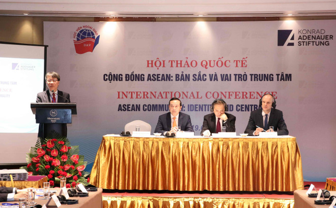 Hội thảo quốc tế Cộng đồng ASEAN: Bản sắc và vai trò trung tâm ảnh 1