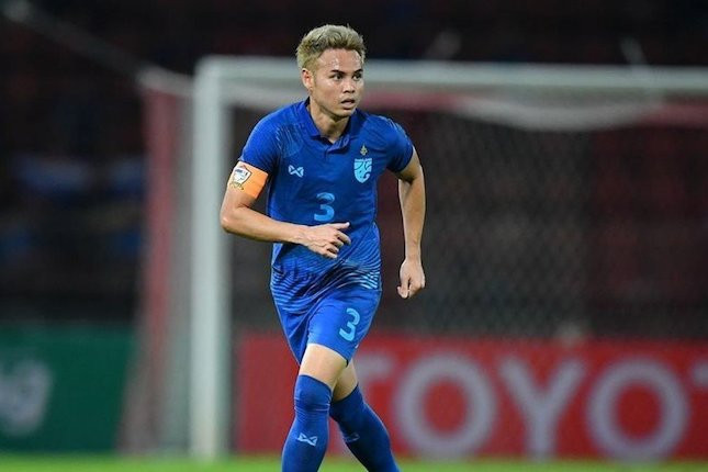 Bunmathan được xếp đá tiền vệ ở trận Thái Lan thắng đậm Myanmar. (Nguồn: Bola) 'Vũ khí bí mật' của đội tuyển Thái Lan tại giải AFF Cup 2022 ảnh 1