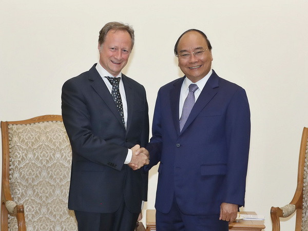 Thủ tướng tiếp Đại sứ, Trưởng phái đoàn EU tại Việt Nam ảnh 1