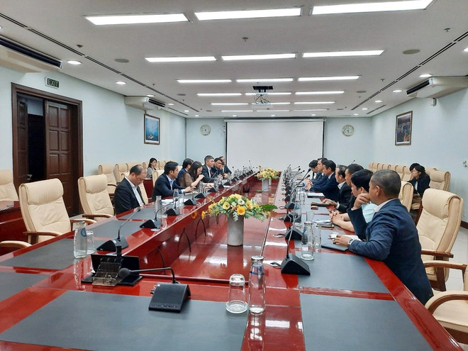 Chủ tịch UBND thành phố Huỳnh Đức Thơ tiếp đoàn Hiệp hội doanh nghiệp Nhật Bản. (Nguồn: danang.gov.vn) Doanh nghiệp Nhật Bản mong muốn mở rộng đầu tư tại Đà Nẵng ảnh 1