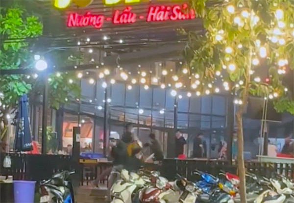 Điều tra vụ hai nhóm thanh niên dùng hung khí đánh nhau ở quán nhậu ảnh 1