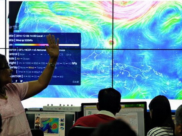 Bão Hagupit đang ở trên vùng biển phía Đông đảo Xama ảnh 1