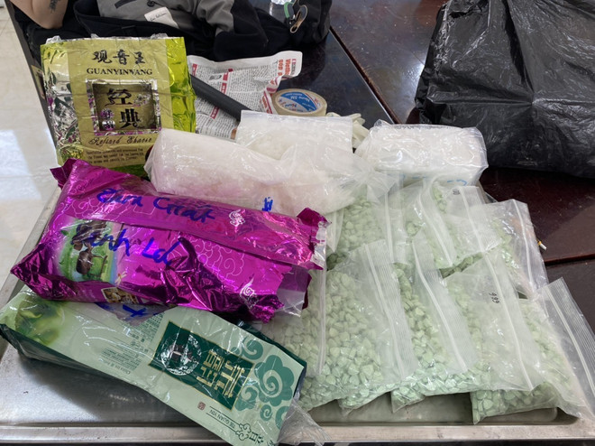 Sơn La: Bắt giữ đối tượng vận chuyển hơn 23.000 viên ma túy tổng hợp ảnh 1