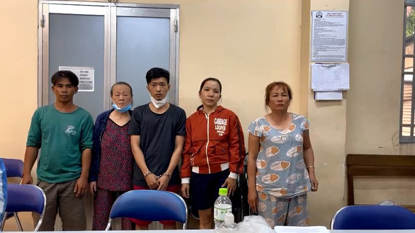 TP.HCM: Giả làm người giao hàng xông vào nhà cướp gần 2 tỷ đồng ảnh 1