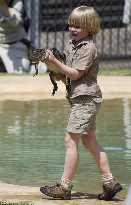 Cậu bé 10 tuổi liều mạng đối mặt với con cá sấu hung tợn ảnh 3