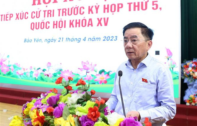 Chủ nhiệm Ủy ban Kiểm tra TW Trần Cẩm Tú tiếp xúc cử tri tỉnh Lào Cai ảnh 2