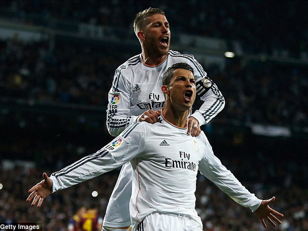 Chuyển nhượng 21/8: M.U "nóng mặt" vì CR7, Torres rời Chelsea? ảnh 1