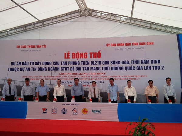 Động thổ xây cầu Tân Phong trên Quốc lộ 21B bắc qua sông Đào ảnh 1