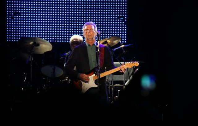 Eric Clapton cháy hết mình trong ngày kỷ niệm sinh nhật tuổi 70 ảnh 1