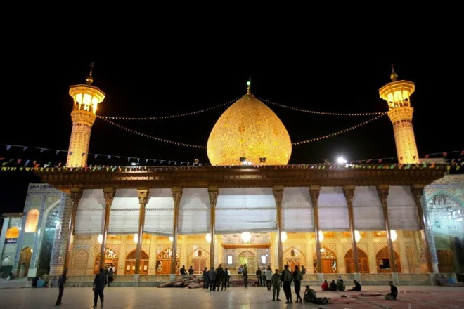Iran: Tấn công khủng bố nhằm vào đền thờ Hồi giáo Shah Cheragh ảnh 1