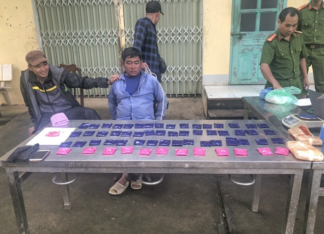 Điện Biên: Bắt giữ đối tượng vận chuyển số lượng lớn ma túy tổng hợp ảnh 1