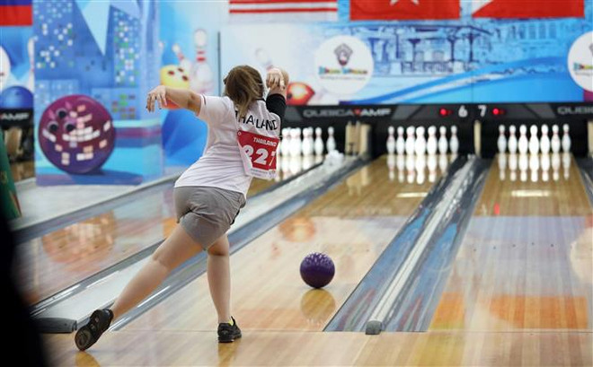 Philippines giành HCV đơn nam, Singapore giành HCV đơn nữ môn Bowling ảnh 1