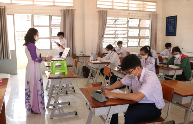 Long An thích ứng linh hoạt, đảm bảo an toàn cho học sinh đến trường ảnh 2