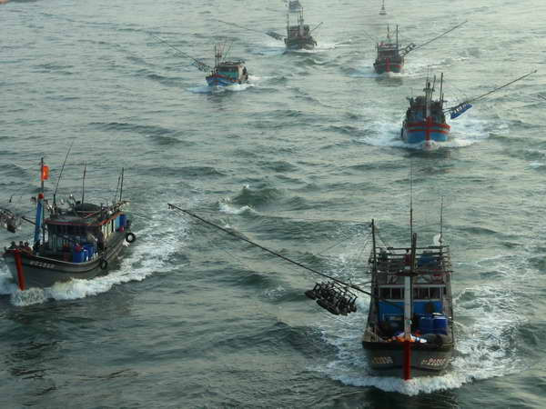 Ảnh minh họa. (Nguồn: TTXVN) Ngư dân Cà Mau đoàn kết bám biển, giữ vững chủ quyền ảnh 1