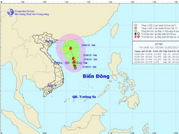 Áp thấp nhiệt đới có khả năng mạnh lên thành bão ở Hoàng Sa ảnh 1