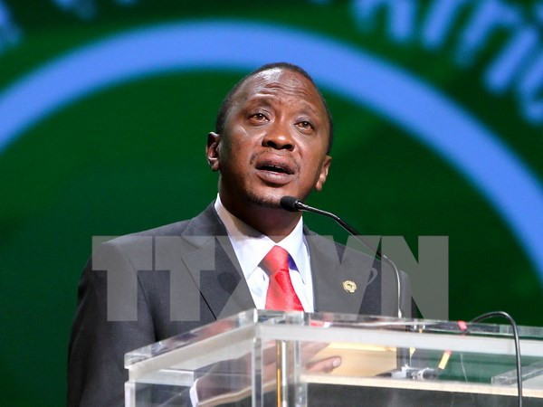 Tổng thống Kenya Uhuru Kenyatta đã chính thức tái đắc cử ảnh 1