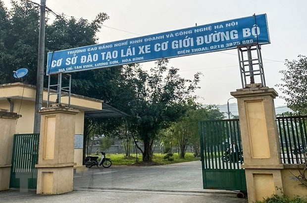 Cục Đường bộ yêu cầu rà soát toàn bộ đào tạo lái xe tại Hòa Bình ảnh 1