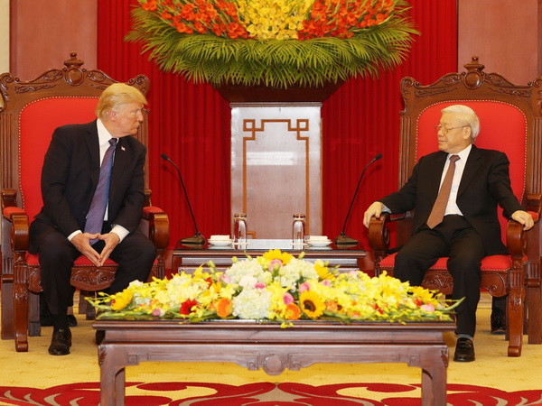 Tổng Bí thư Nguyễn Phú Trọng tiếp Tổng thống Hoa Kỳ Donald Trump ảnh 1